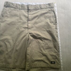 Dickies Men's Khaki Flat Front Shorts